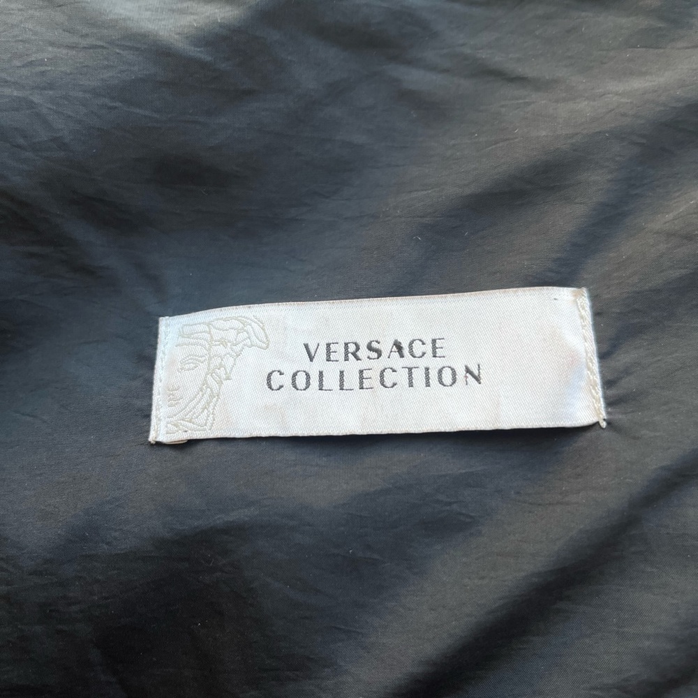 2014 Versace Collection Fall/Winter jacket. - Picture 2 of 4